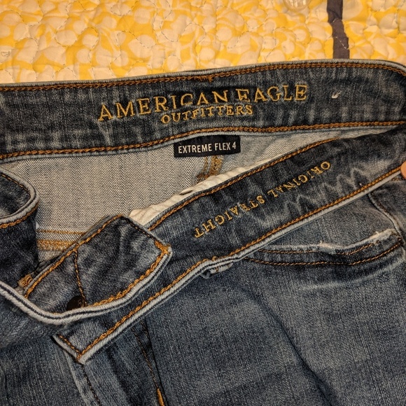 Extreme flex 4 American Eagle jeans - Picture 2 of 2